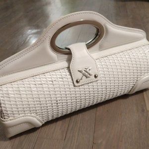 NEW MAXX New York Clutch